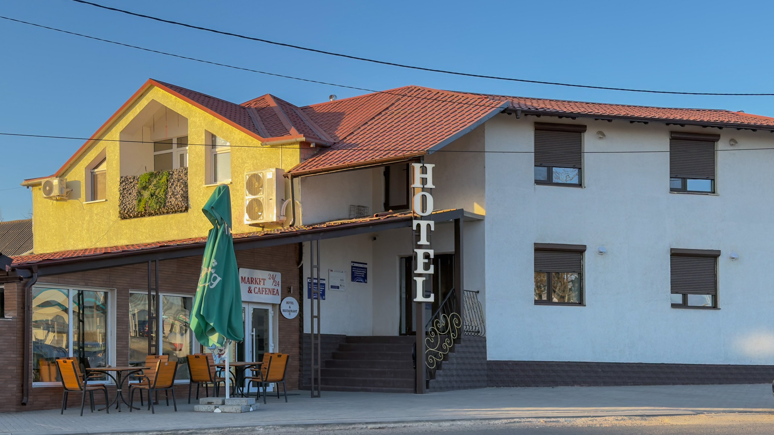 Контакты